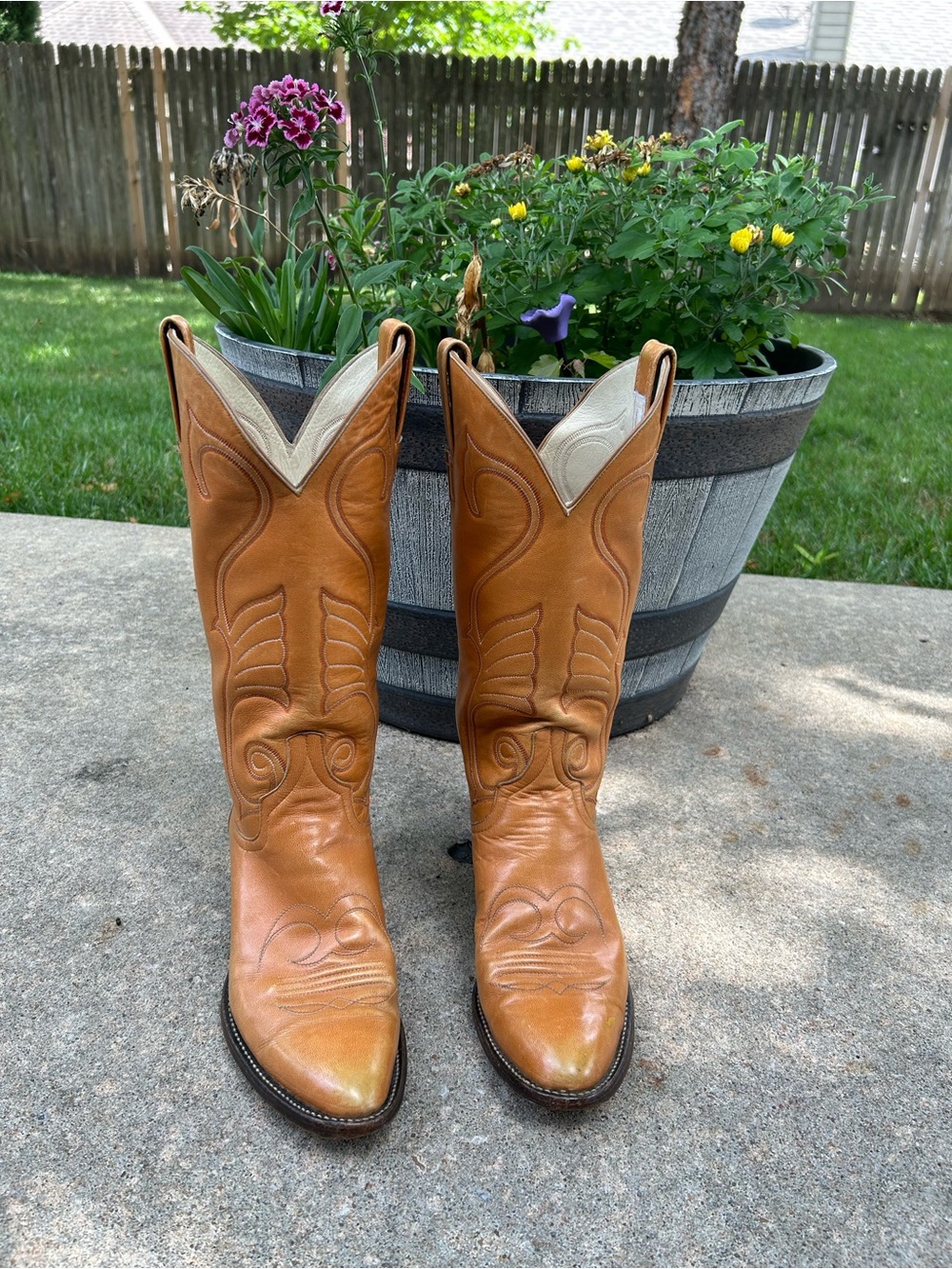 Larry Mahan Tan Leather Cowboy Boots